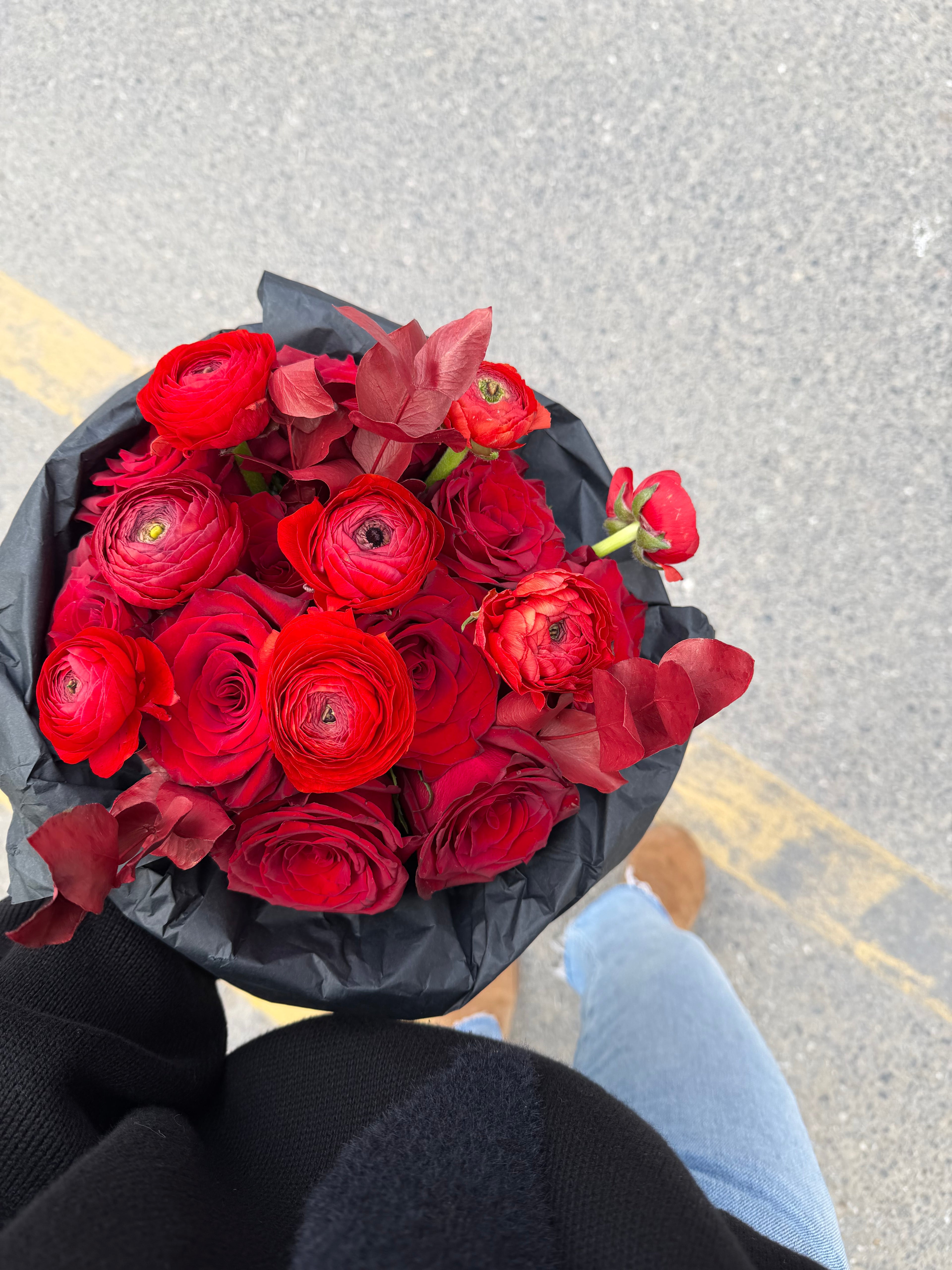 Kelebekler uçuşuyor